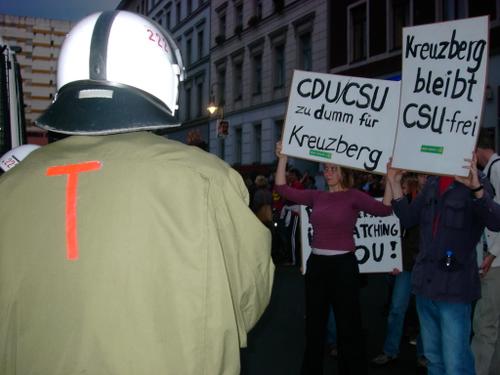 Bundestagswahlkampf 2005: Beckstein in Kreuzberg