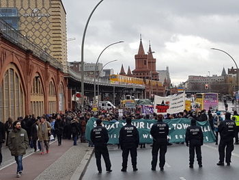 Demonstrieren ist ein Grundrecht. Hier z.B. gegen hohe Mieten in Berlin.