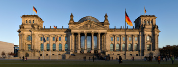 Reichstagsgebäude / Sitz des Deutschen Bundestages (Jürgen Matern / Wikimedia Commons)