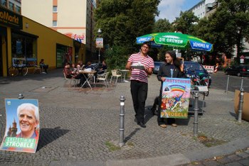 Wahlkampfstände im ganzen Bezirk