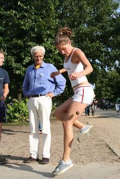 Bundestagswahlkampf 2005: Hacky-Sacken im Görlitzer Park